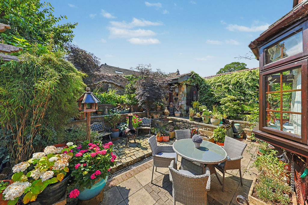 Chestnut Close